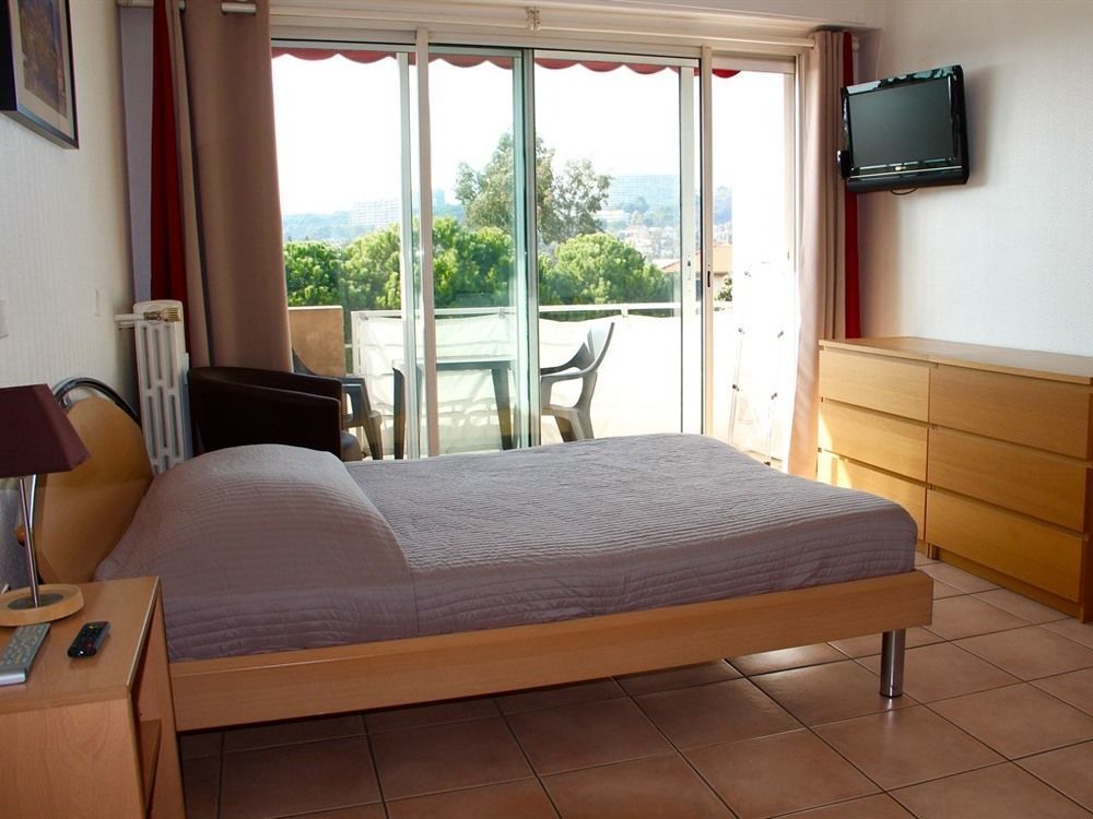 Residence Meublee Studiotel Cagnes-sur-Mer Ngoại thất bức ảnh