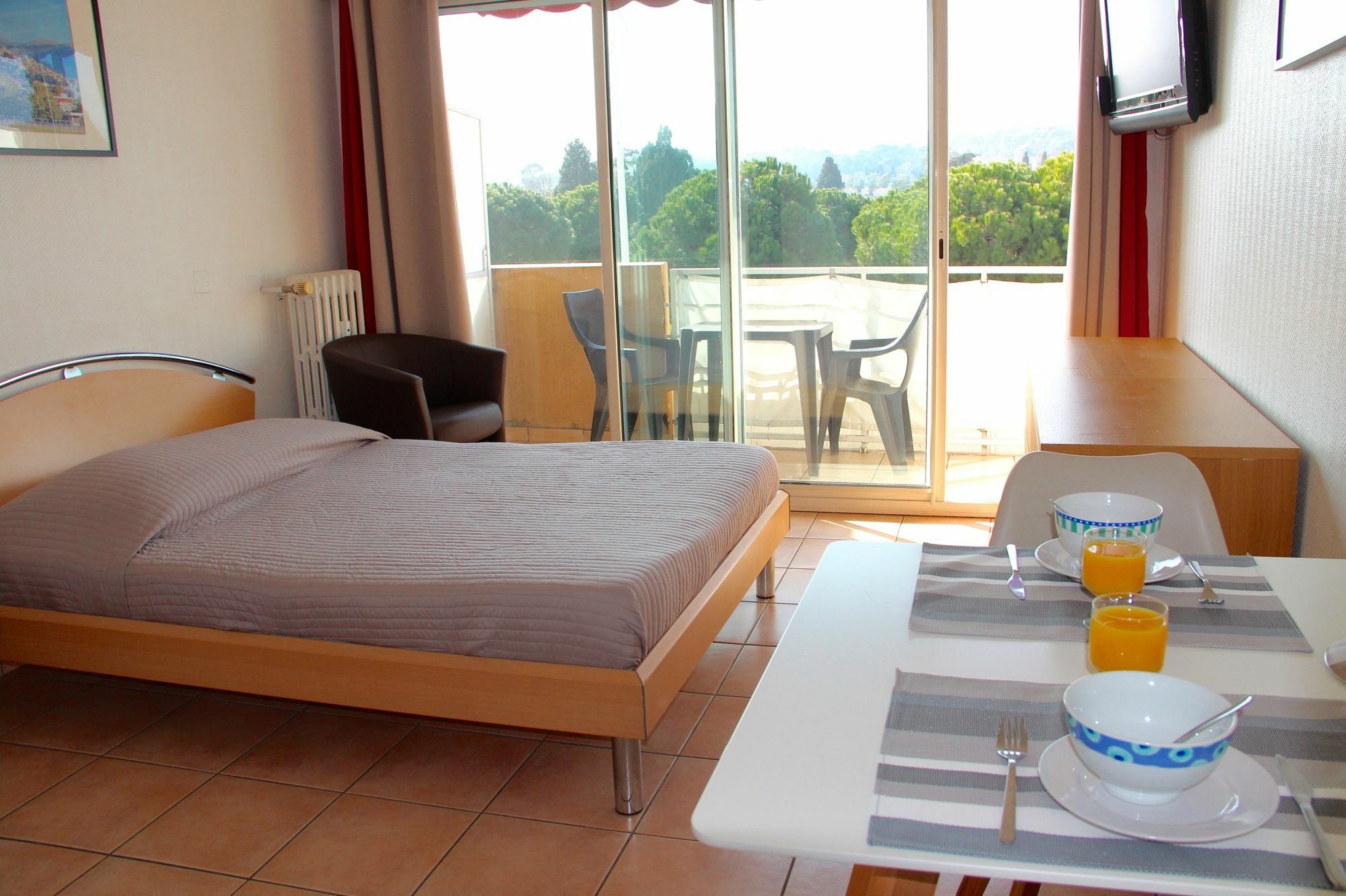 Residence Meublee Studiotel Cagnes-sur-Mer Ngoại thất bức ảnh